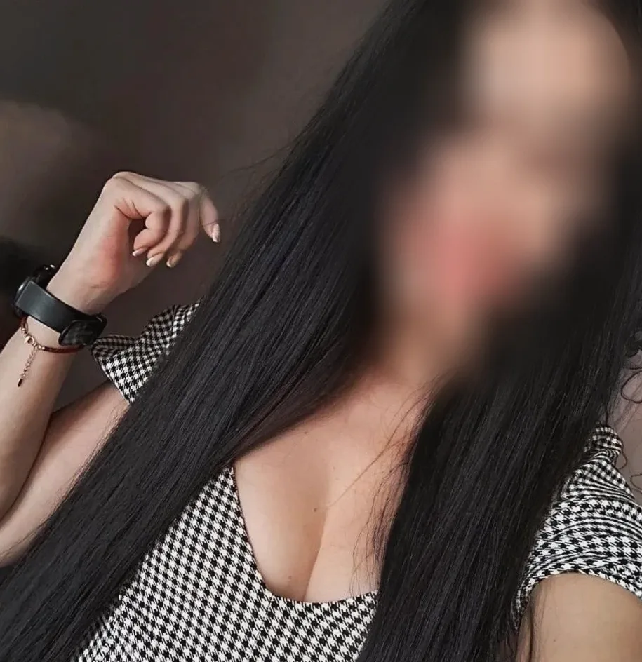 Leyla, 30