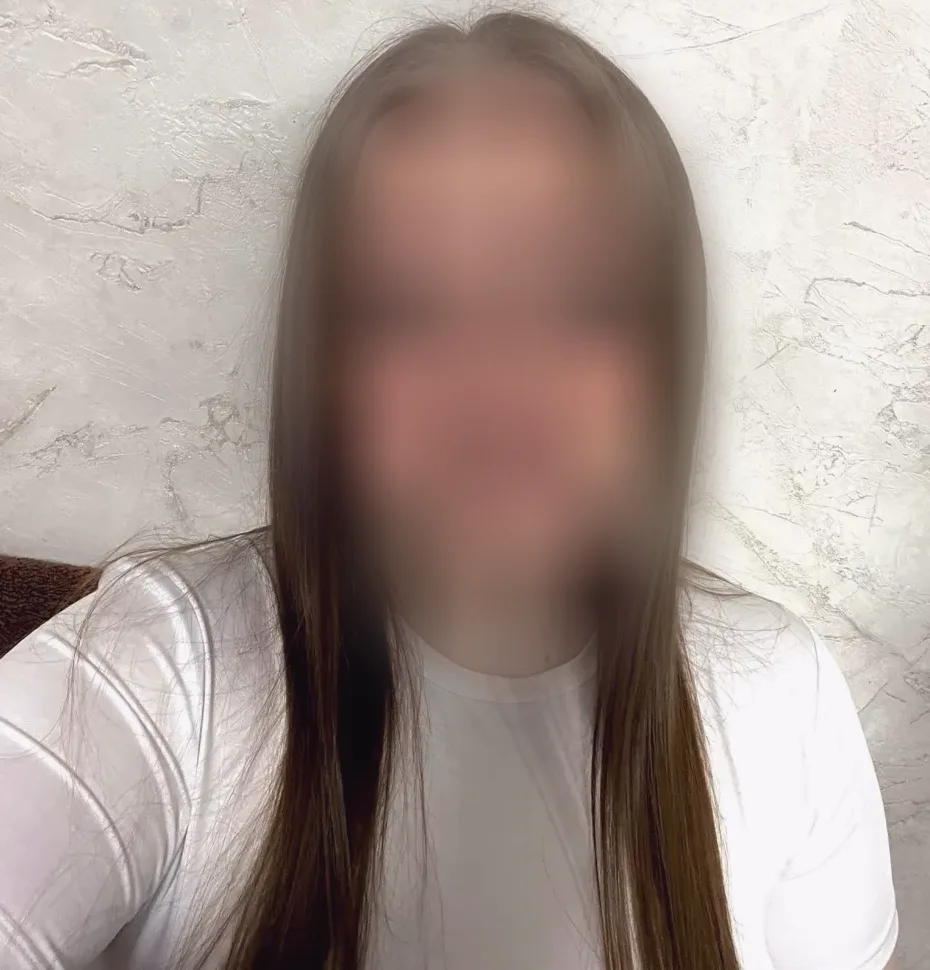 Rhian, 21
