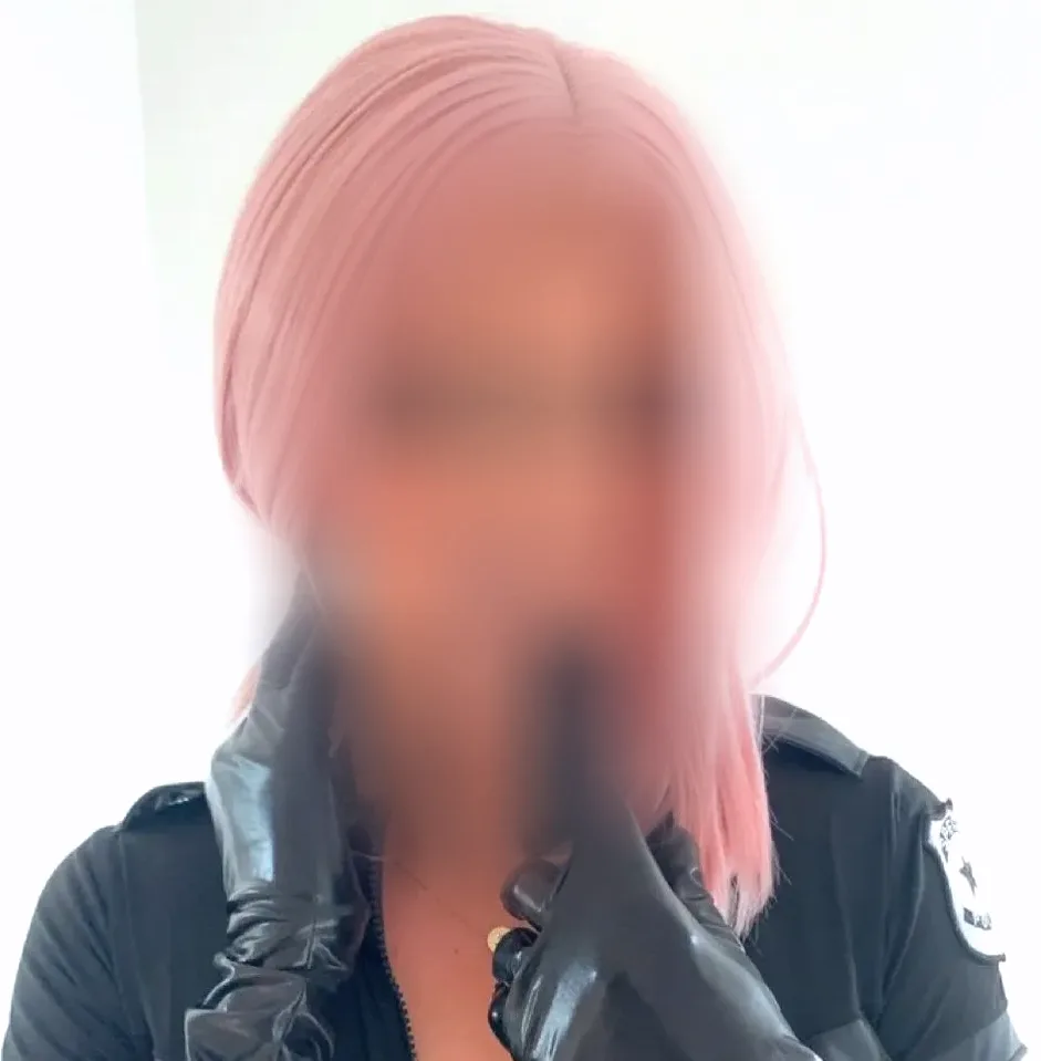 Zuzanna, 35
